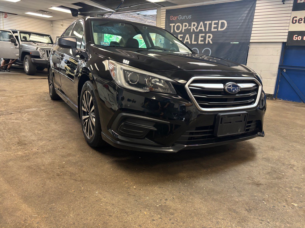 2019 Subaru Legacy Image 2