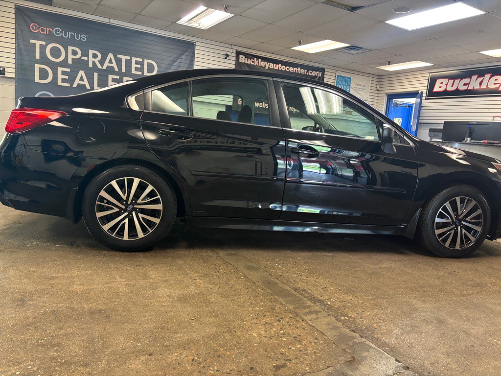 2019 Subaru Legacy Image 16