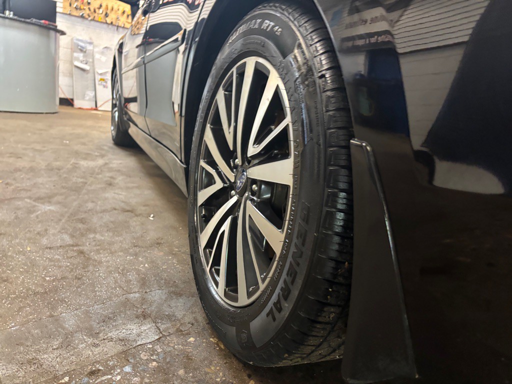 2019 Subaru Legacy Image 19