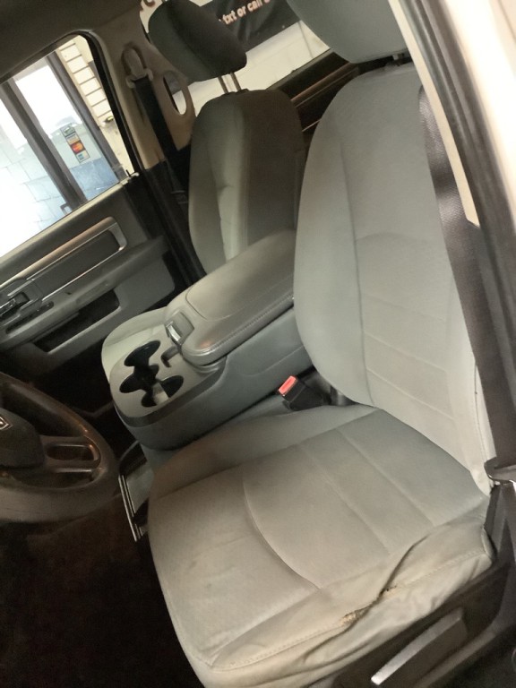 2014 RAM 2500 Image 33