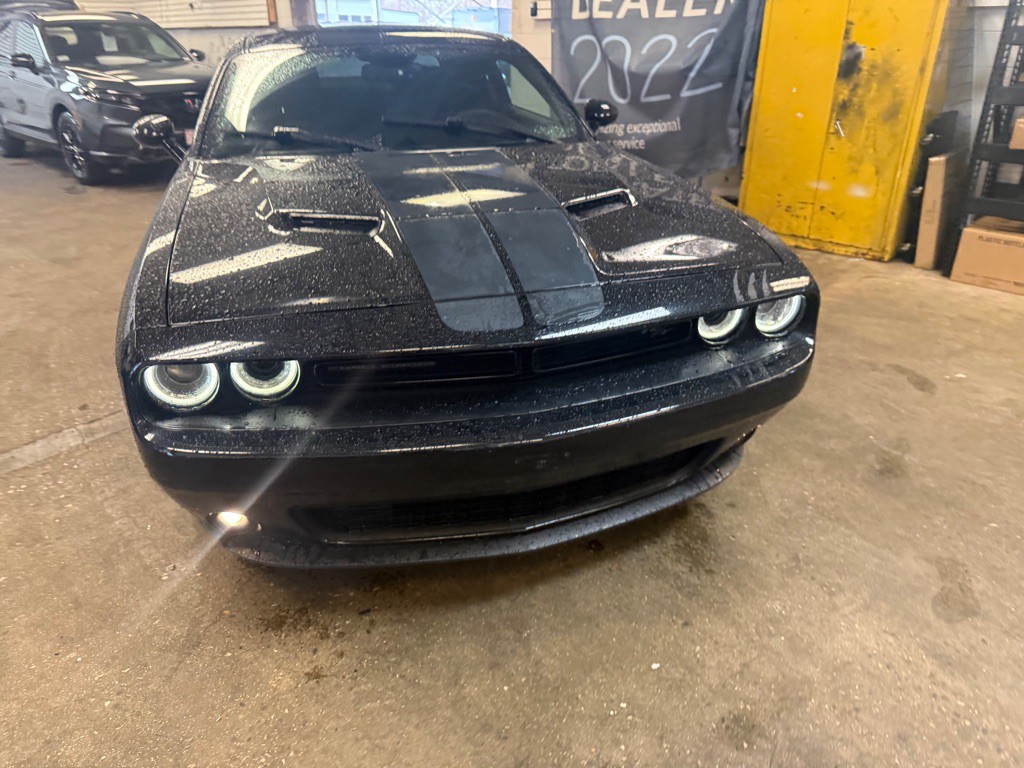 2016 Dodge Challenger Image 5