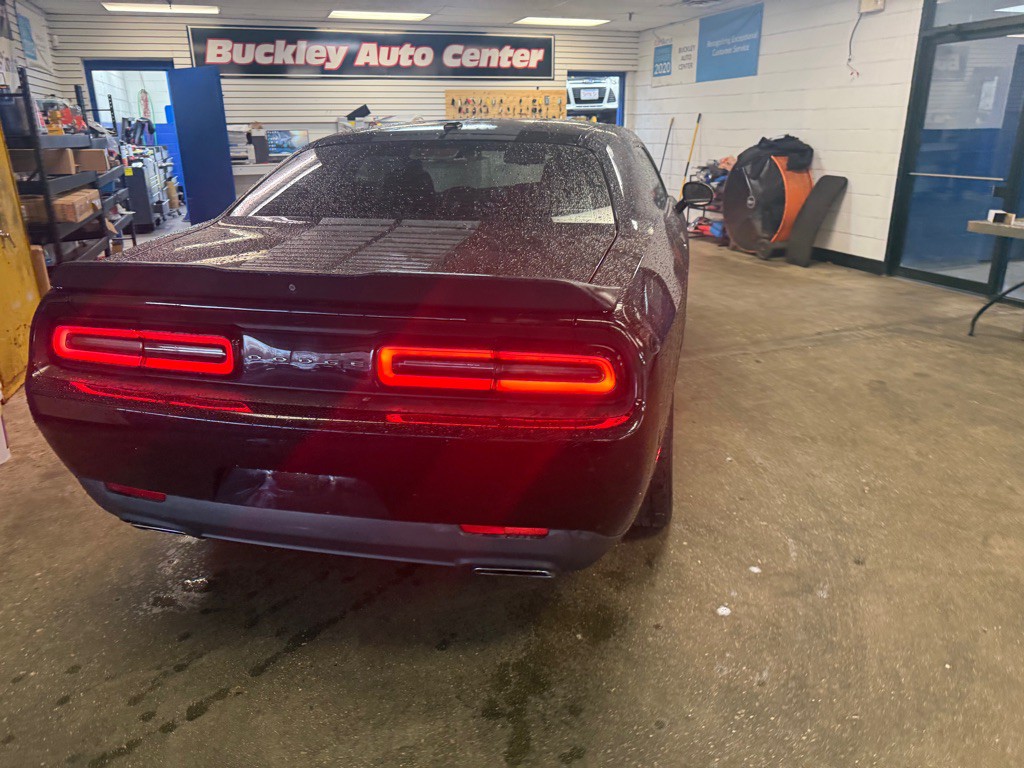 2016 Dodge Challenger Image 20