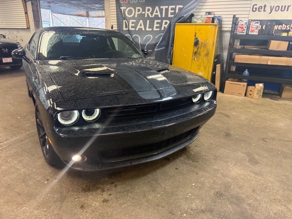 2016 Dodge Challenger Image 26