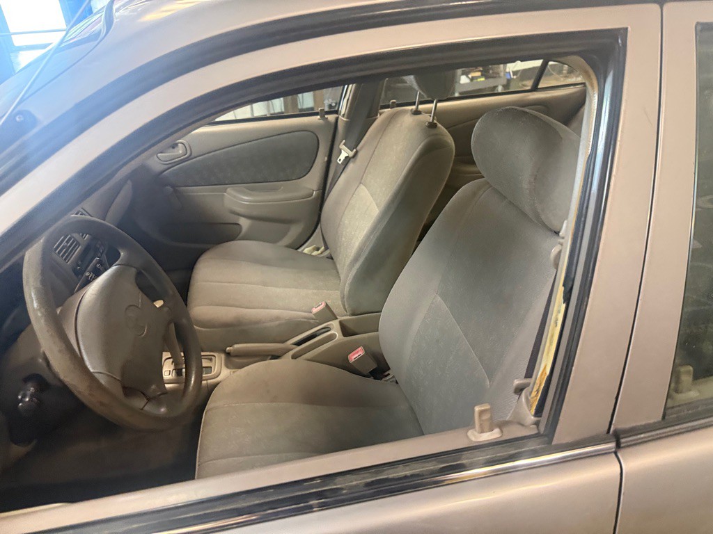 2000 Toyota Corolla Image 19