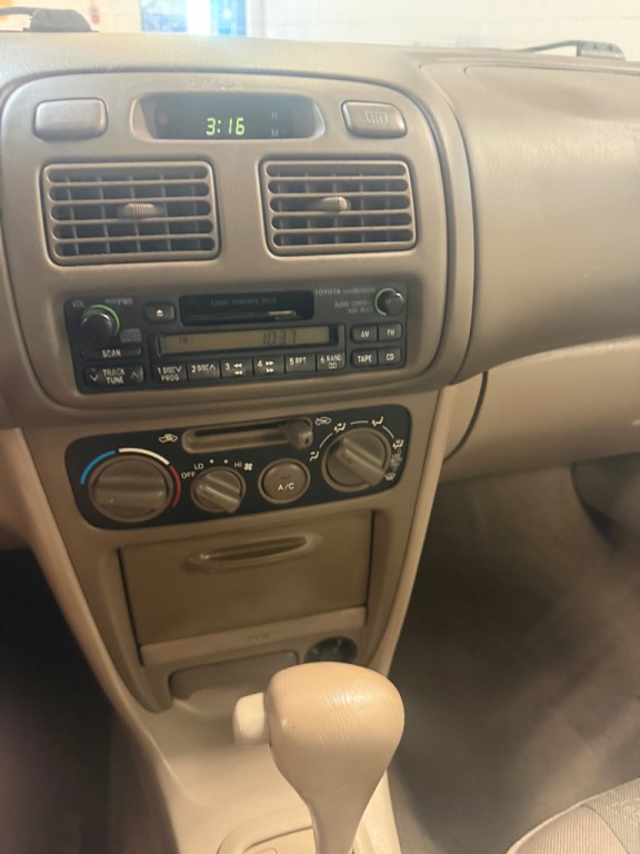 2000 Toyota Corolla Image 23