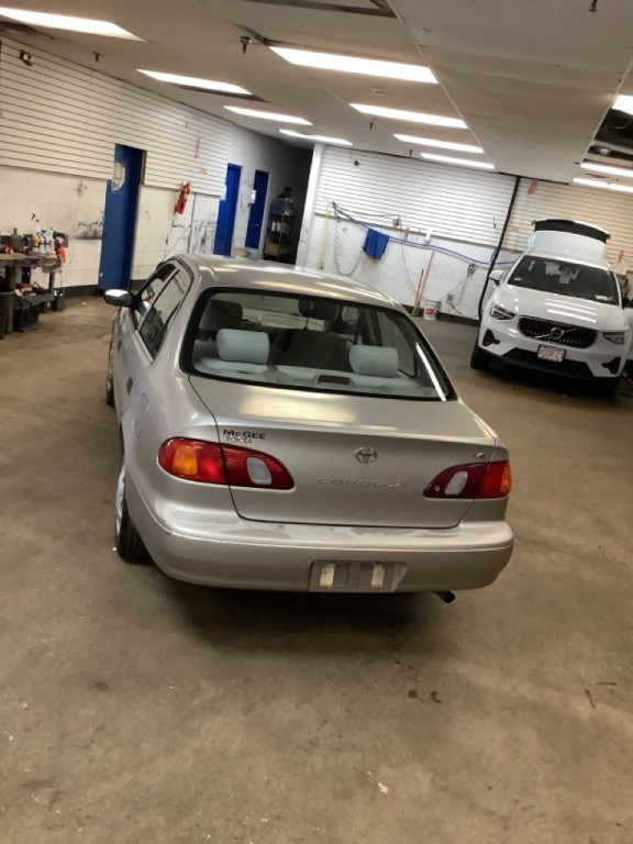 2000 Toyota Corolla Image 32