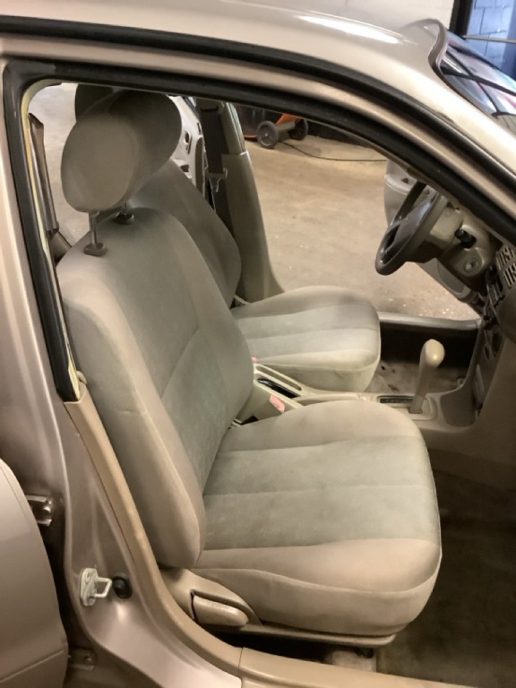 2000 Toyota Corolla Image 42