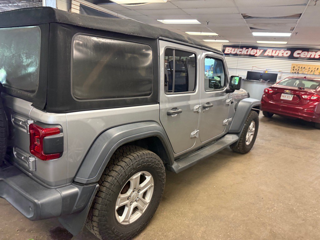 2018 Jeep Wrangler Unlimited Image 9