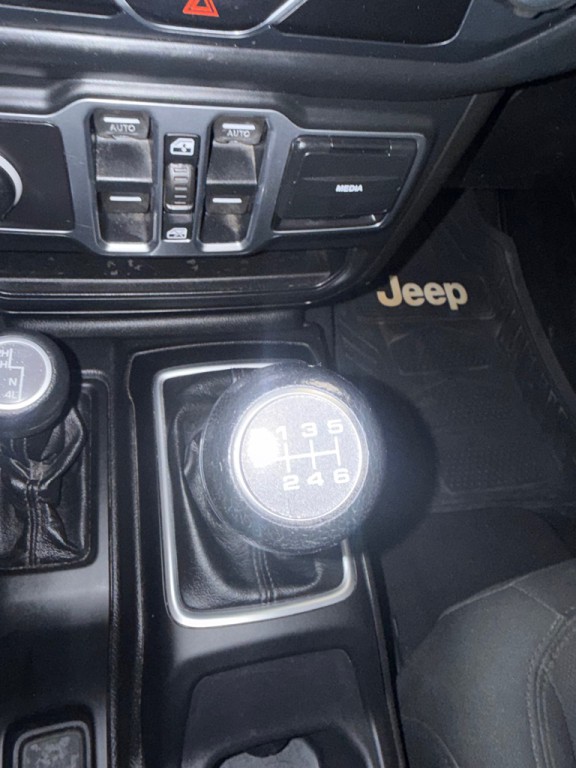 2018 Jeep Wrangler Unlimited Image 13