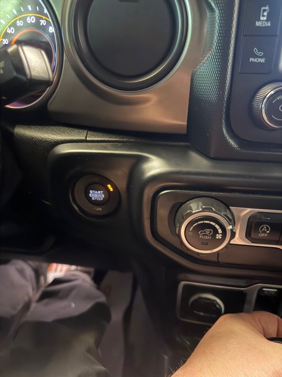 2018 Jeep Wrangler Unlimited Image 16