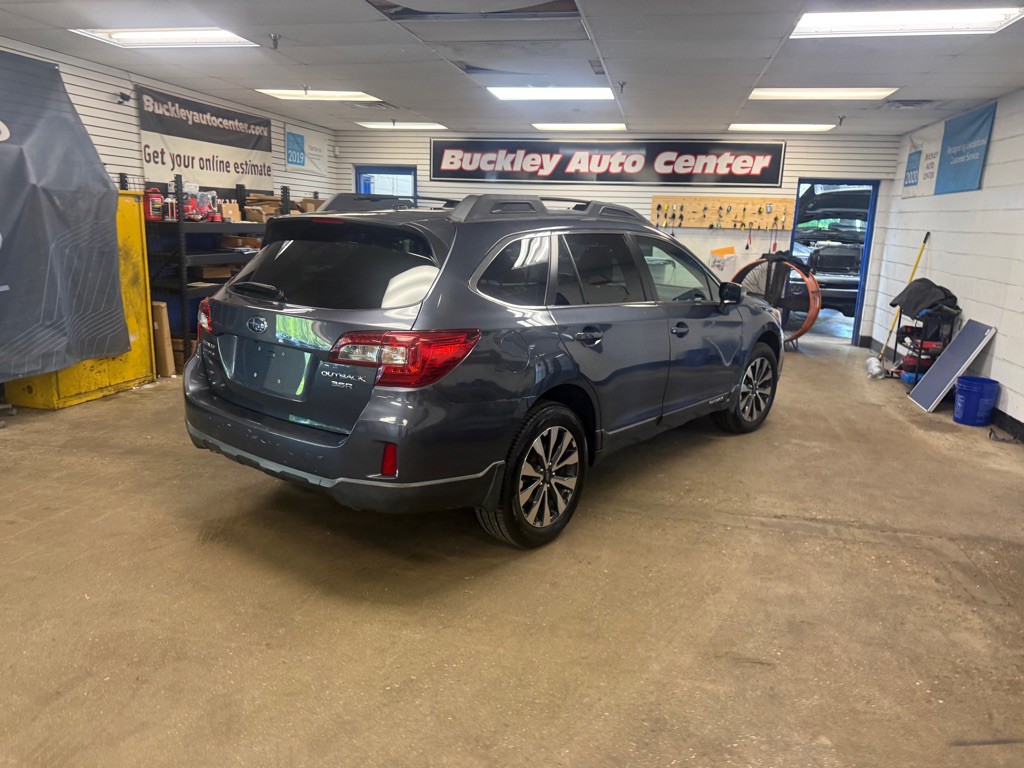 2015 Subaru Outback Image 5
