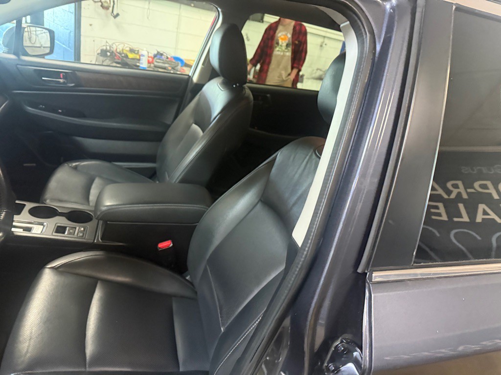 2015 Subaru Outback Image 10