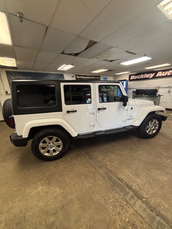 2015 Jeep Wrangler Unlimited Image 16