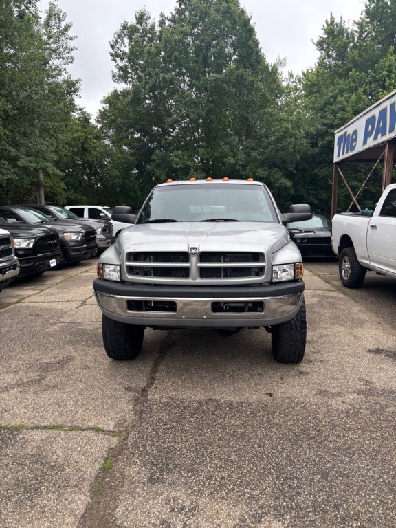 2002 Dodge Ram 3500 Image 1