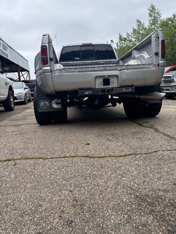 2002 Dodge Ram 3500 Image 11