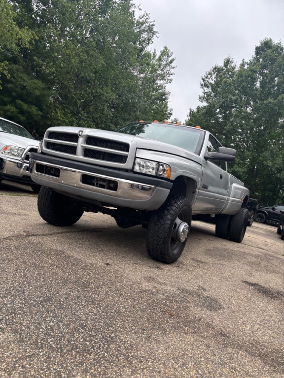 2002 Dodge Ram 3500 Image 18