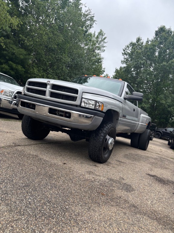 2002 Dodge Ram 3500 Image 19