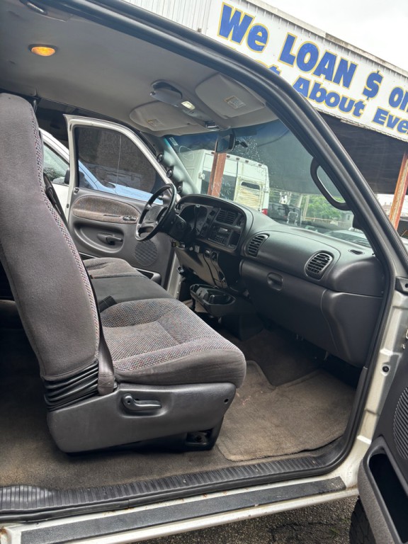 2002 Dodge Ram 3500 Image 27