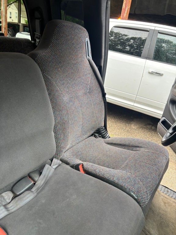 2002 Dodge Ram 3500 Image 31