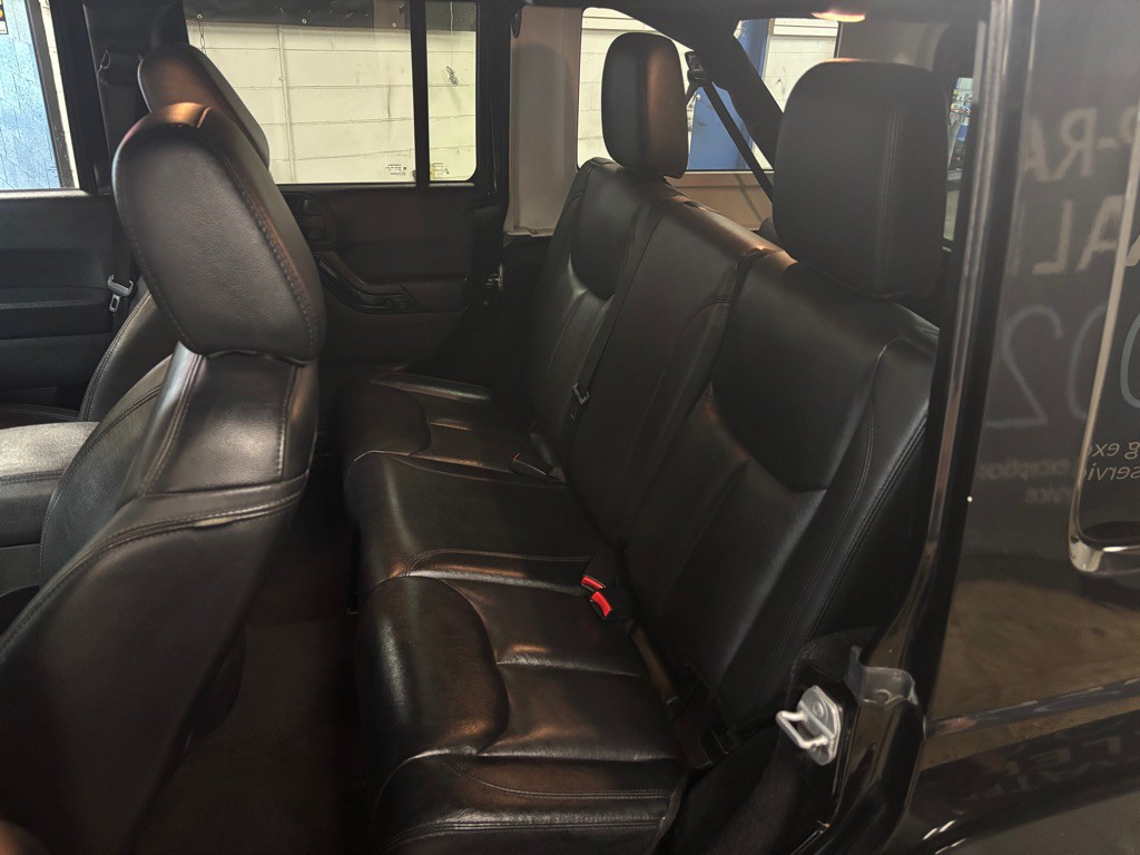 2015 Jeep Wrangler Unlimited Image 25