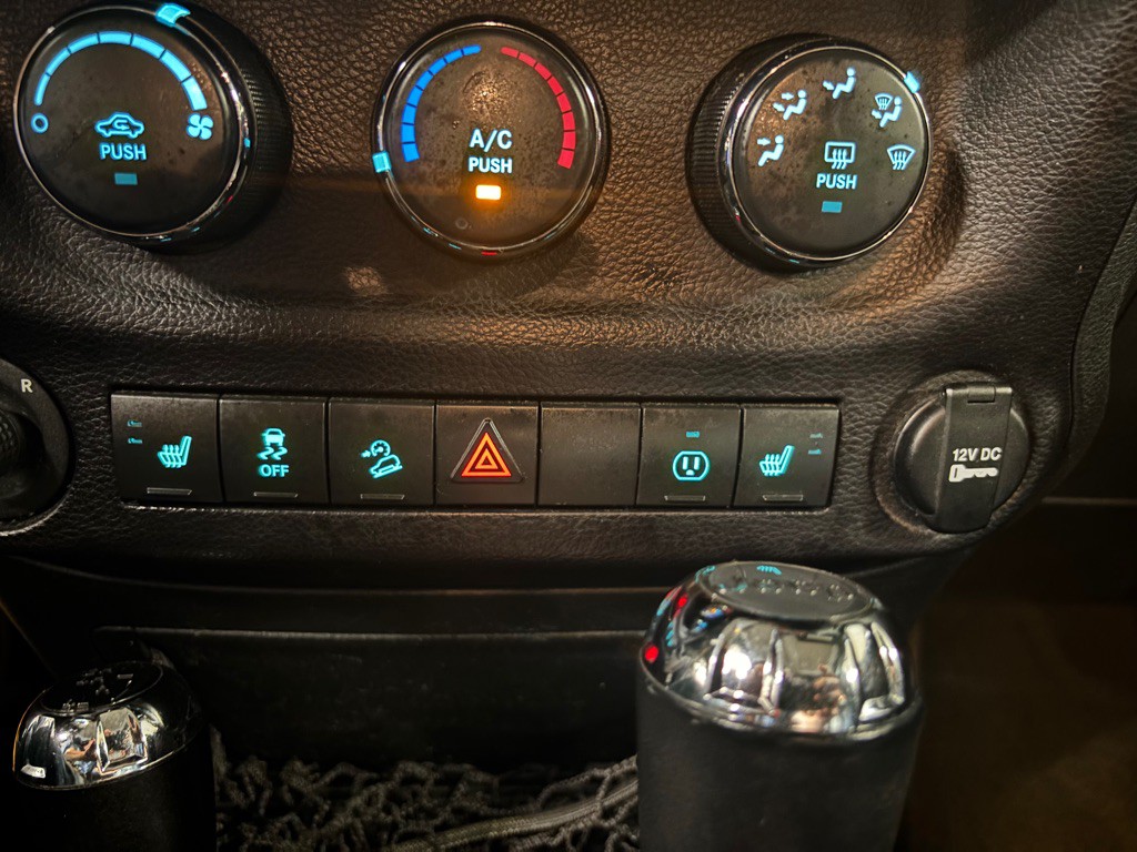 2015 Jeep Wrangler Unlimited Image 36