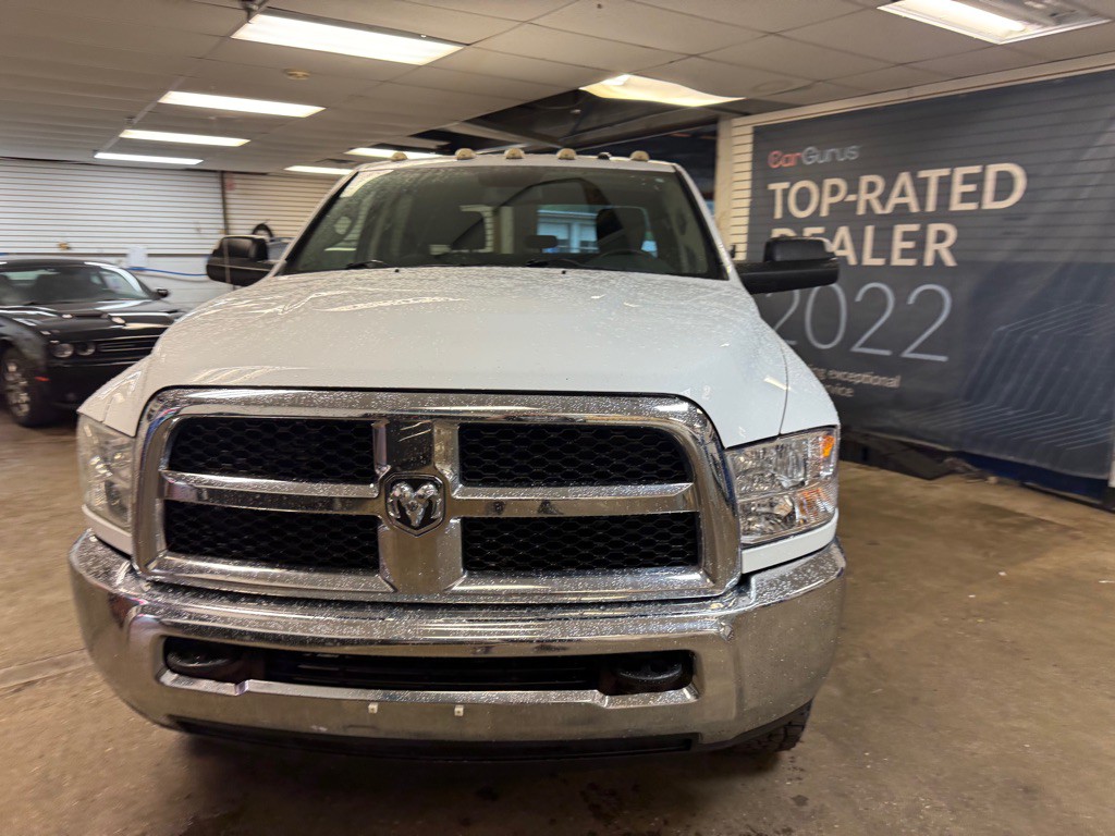 2015 RAM 3500 Image 3