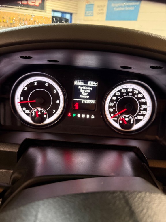 2015 RAM 3500 Image 16