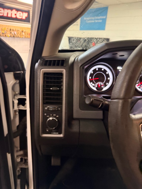 2015 RAM 3500 Image 20
