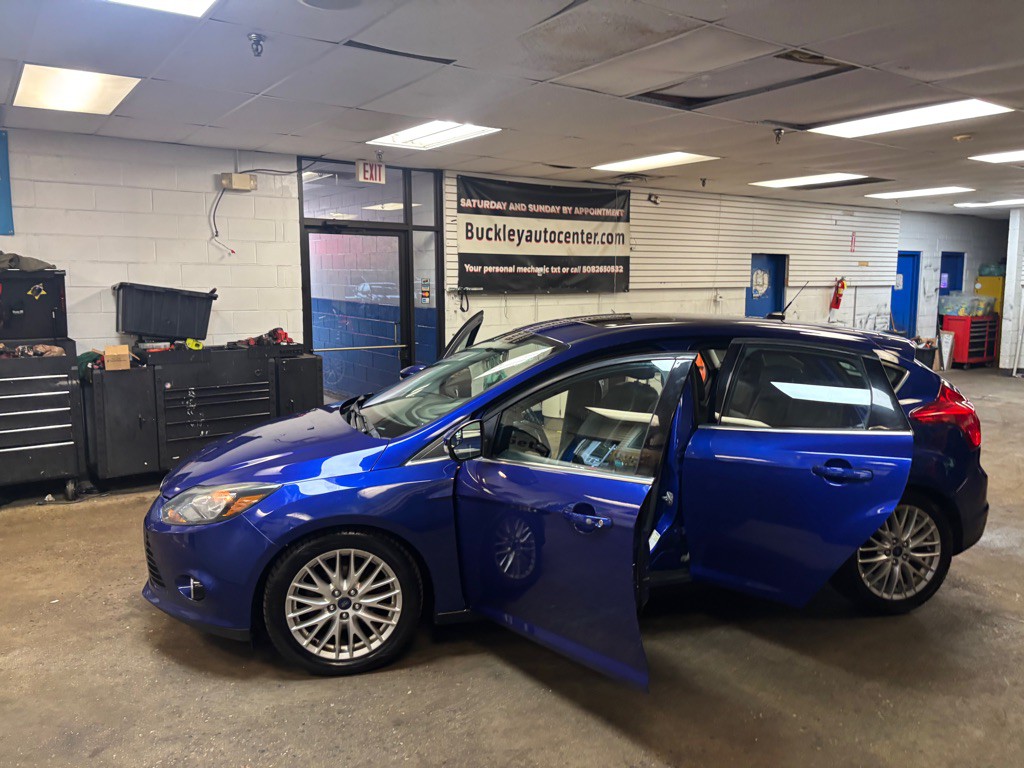 2014 Ford Focus Image 24