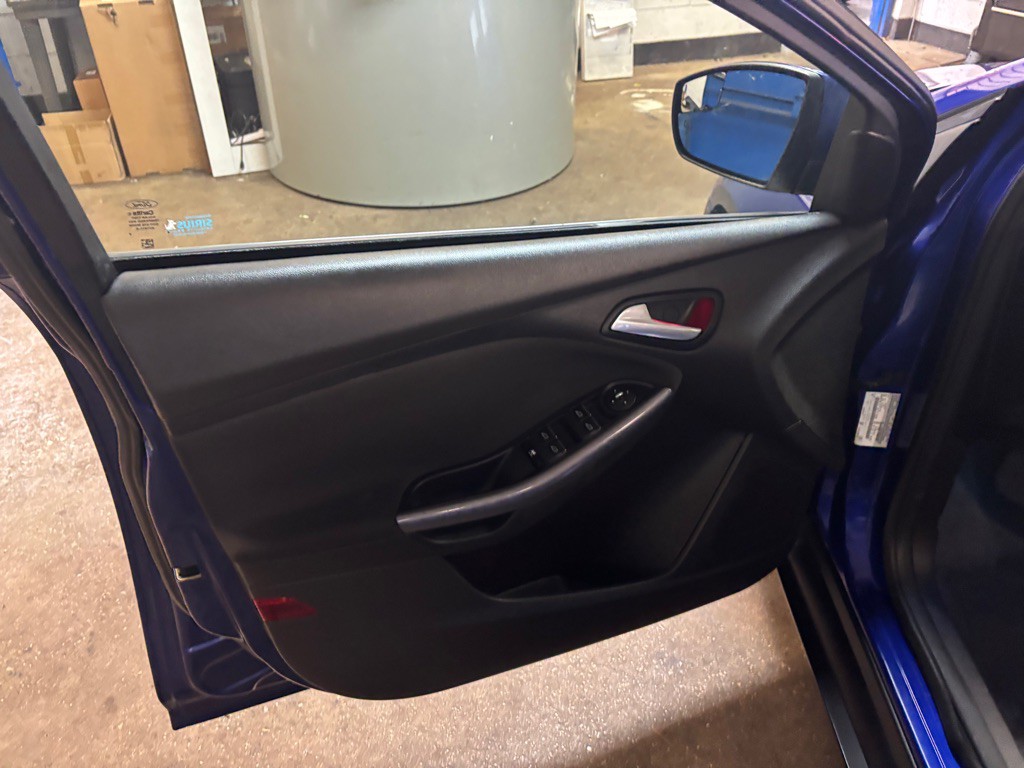 2014 Ford Focus Image 37