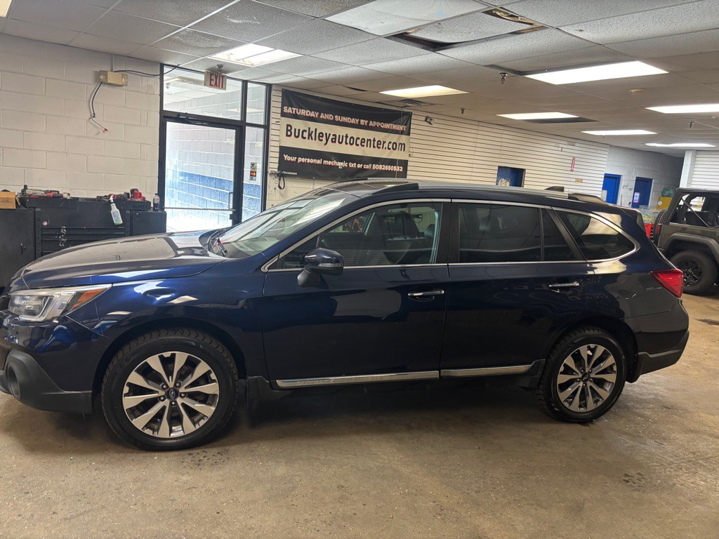 2018 Subaru Outback Image 8