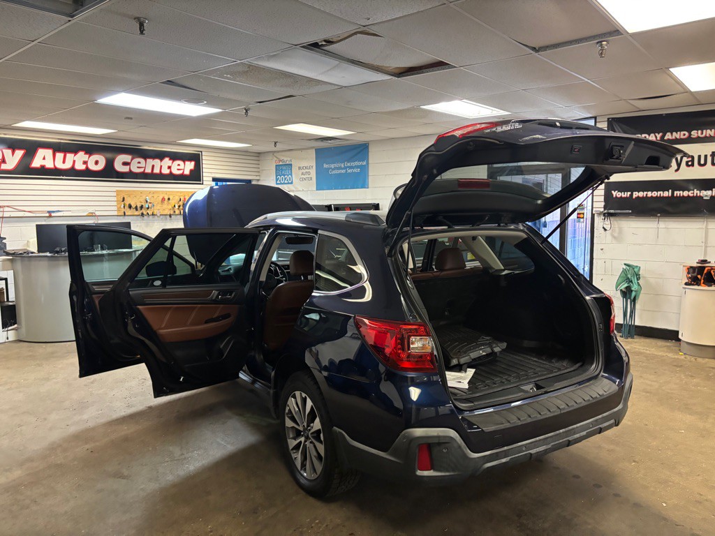 2018 Subaru Outback Image 30