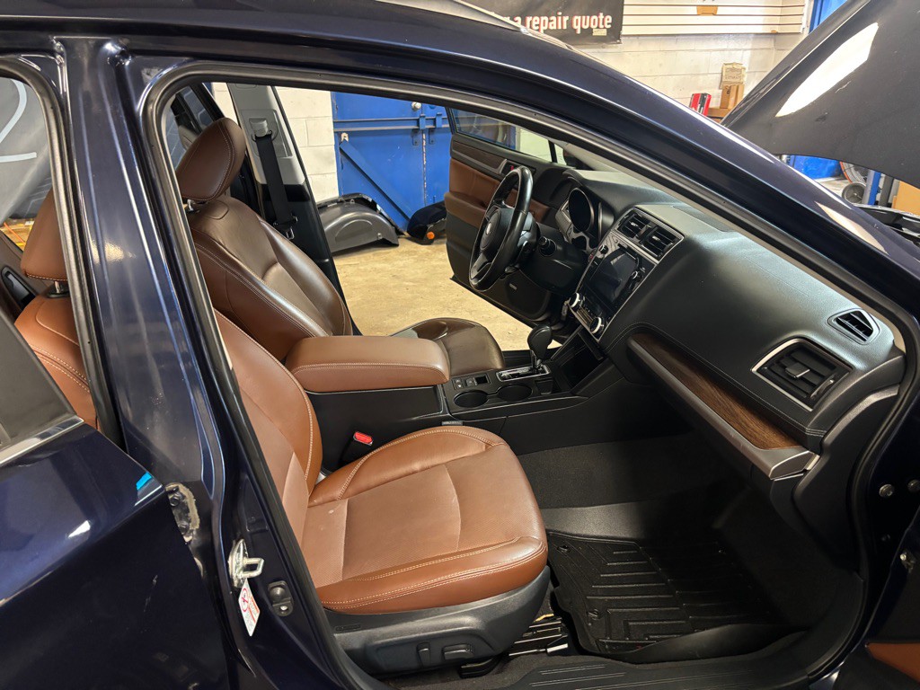 2018 Subaru Outback Image 38