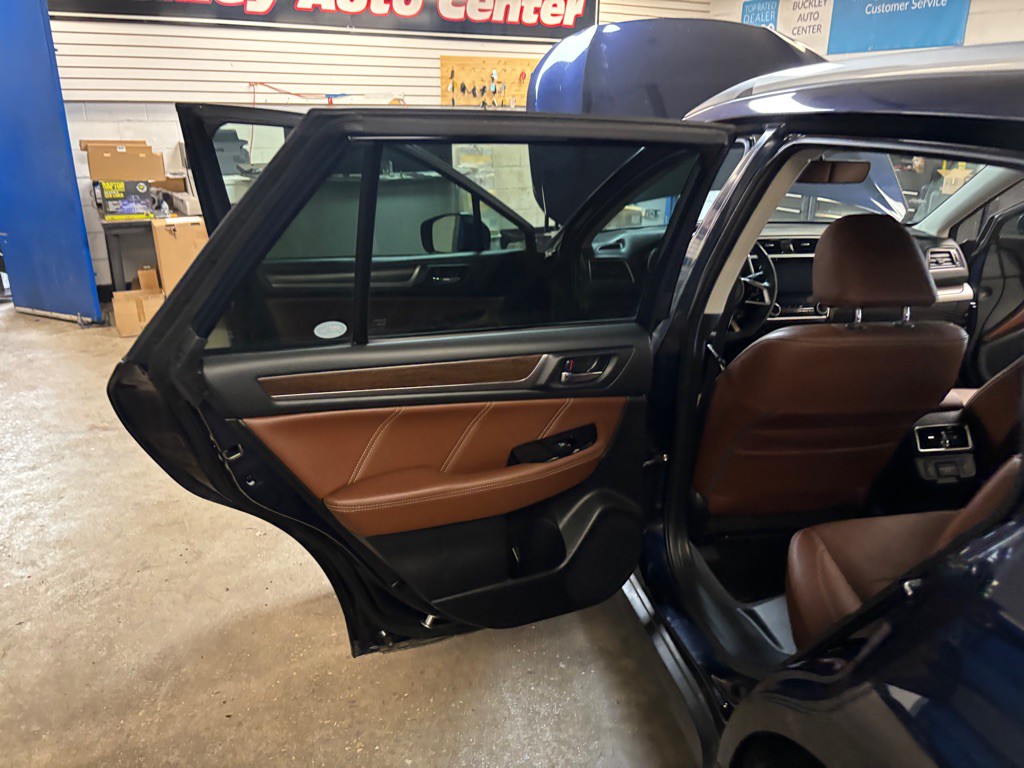 2018 Subaru Outback Image 43