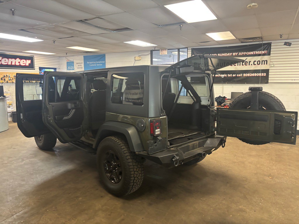 2015 Jeep Wrangler Unlimited Image 38