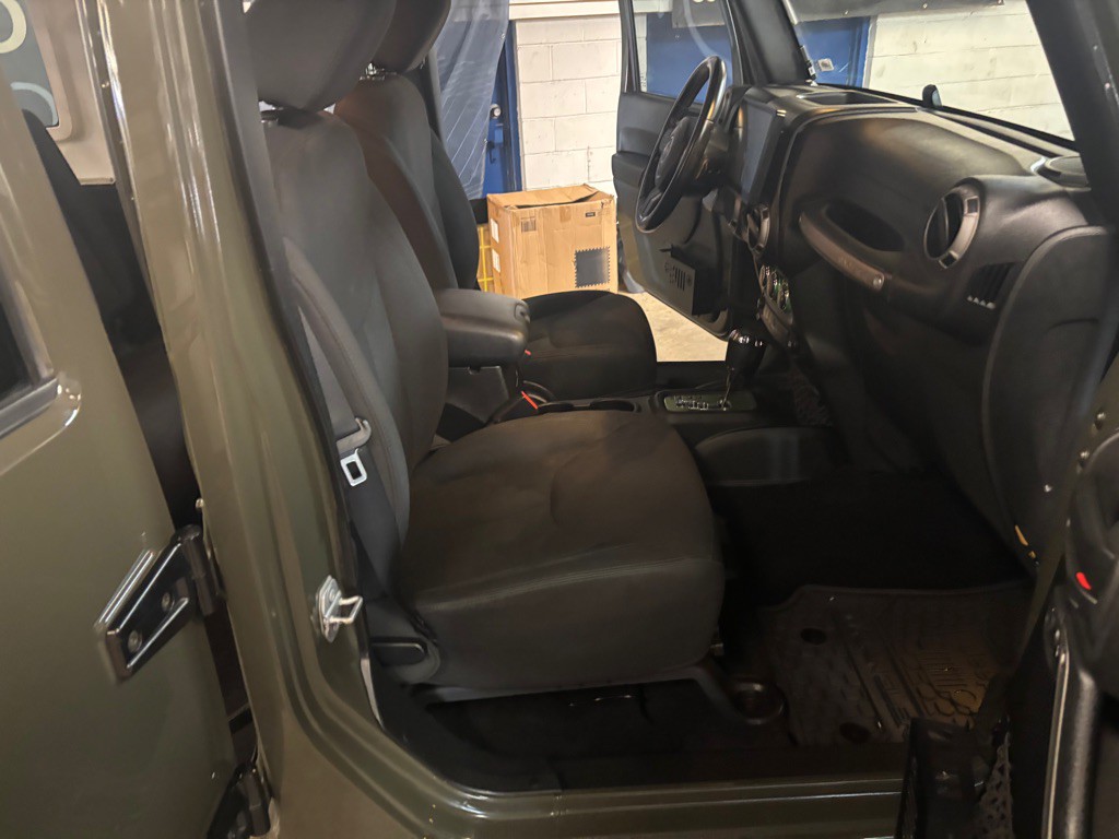 2015 Jeep Wrangler Unlimited Image 46
