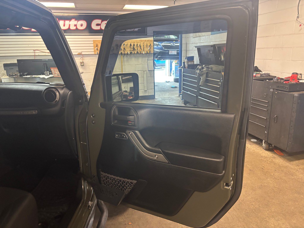 2015 Jeep Wrangler Unlimited Image 48