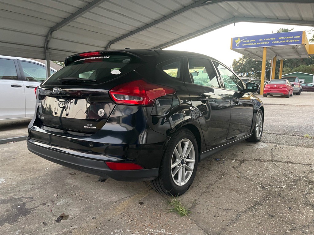 2016 Ford Focus Image 6