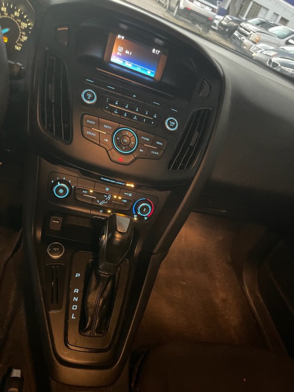 2016 Ford Focus Image 10
