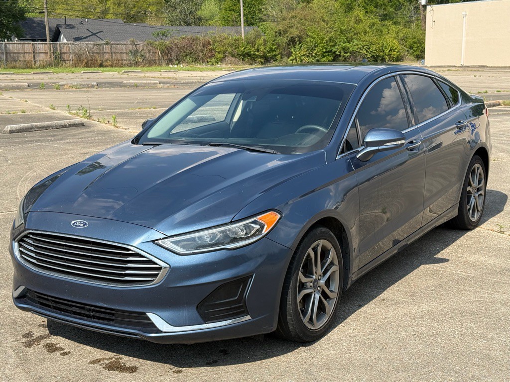2019 Ford Fusion Image 1