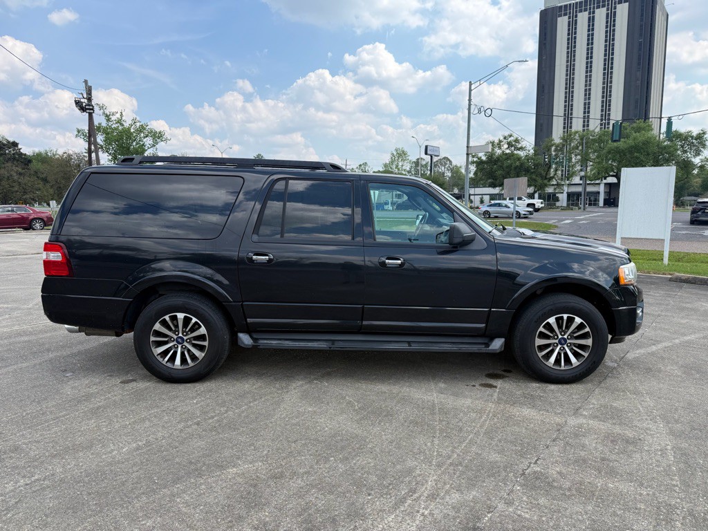 2015 Ford Expedition Image 4