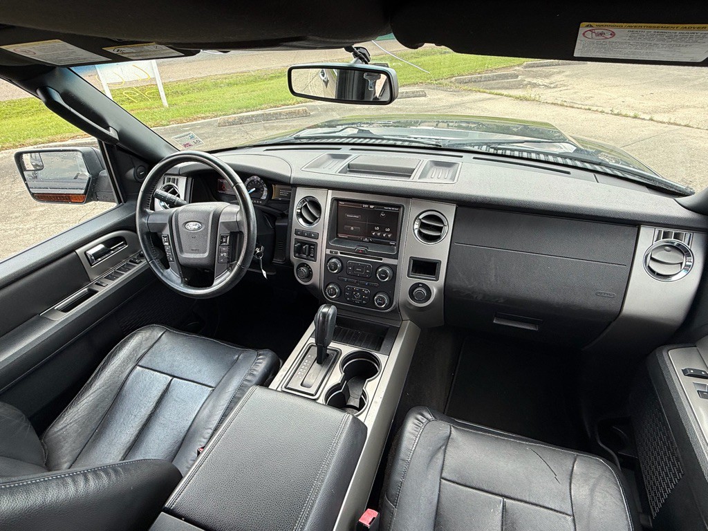 2015 Ford Expedition Image 16