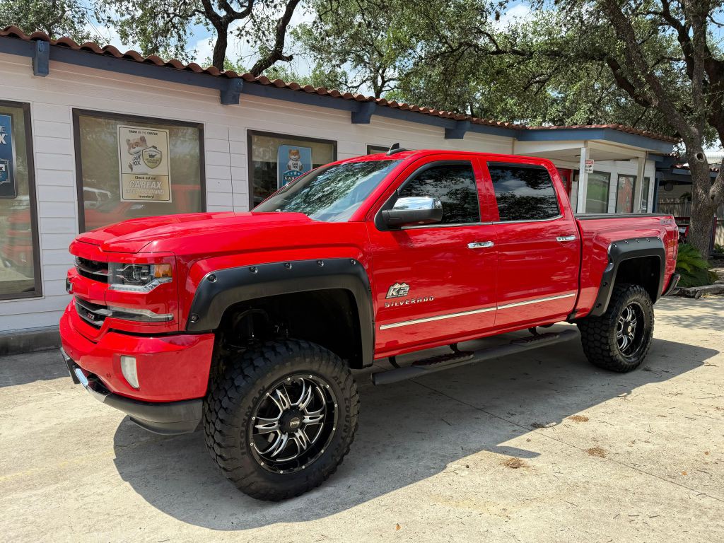 2017 Chevrolet Silverado 1500 Image 2