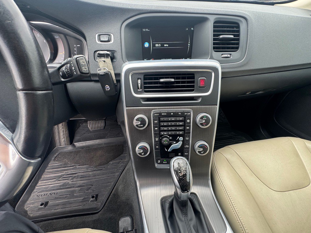 2008 Volvo C70 Image 11