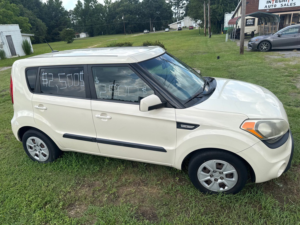 2013 Kia Soul Image 2