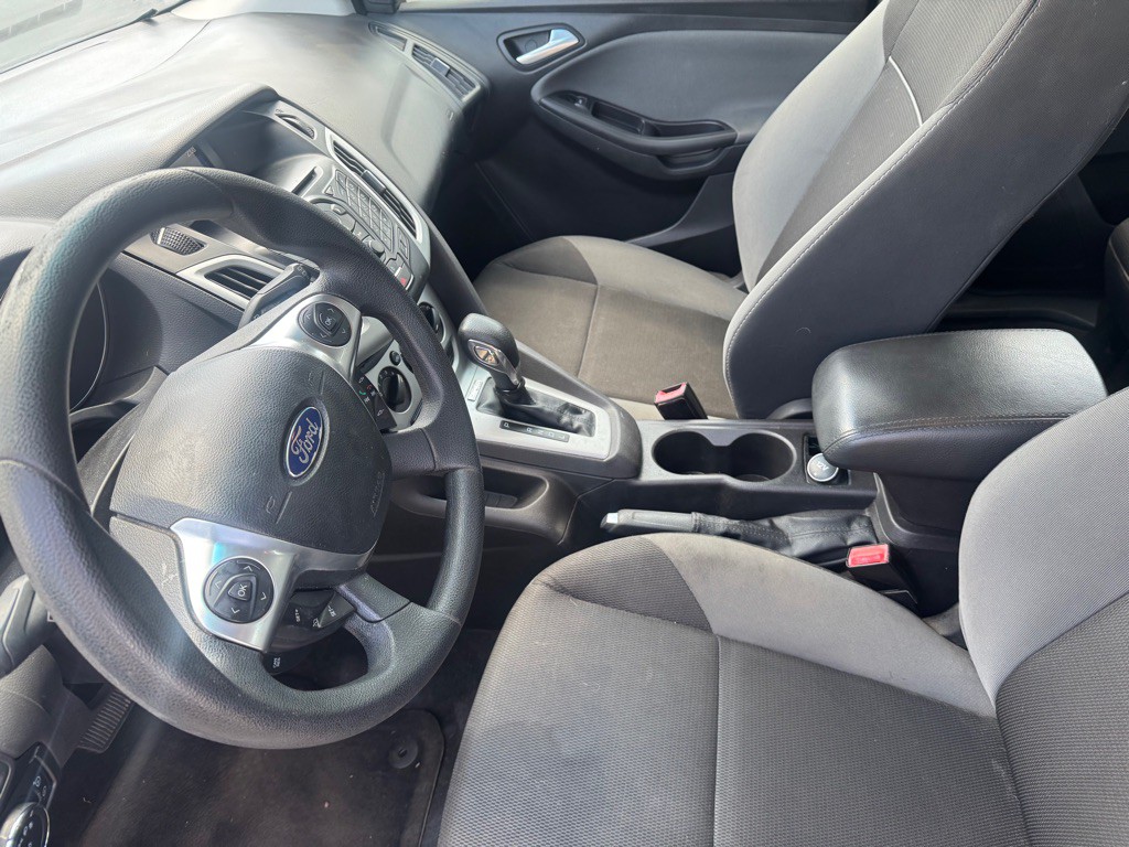 2013 Ford Focus Image 8