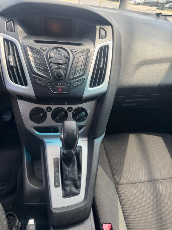 2013 Ford Focus Image 9