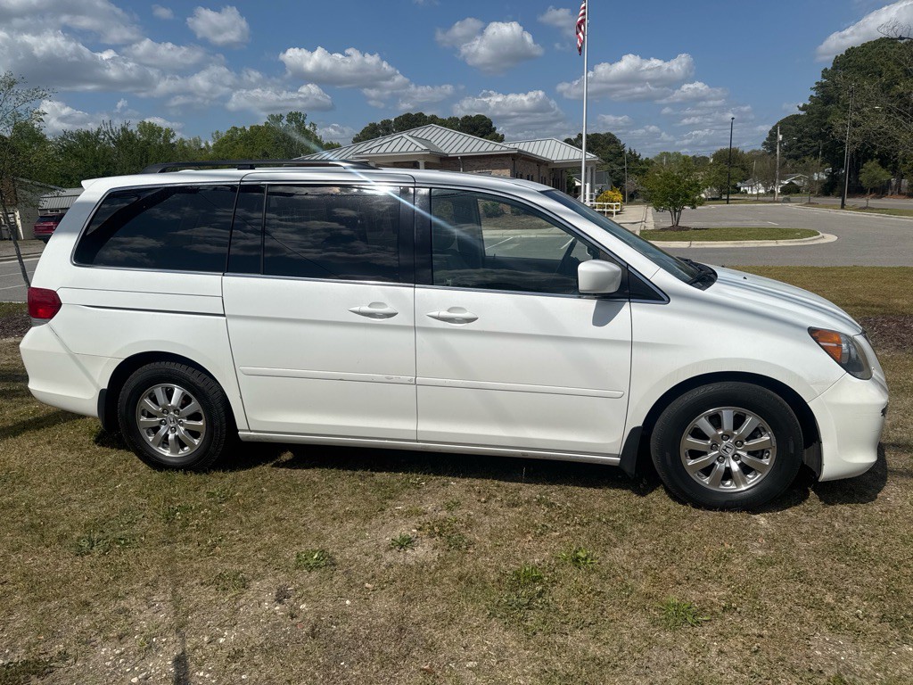 2009 Honda Odyssey Image 2