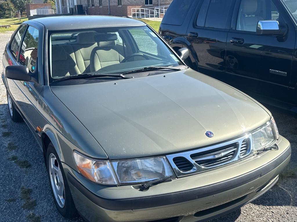 1999 Saab 9-3 Image 8
