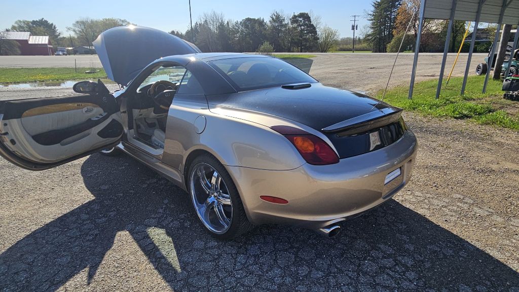 2002 Lexus SC Image 11